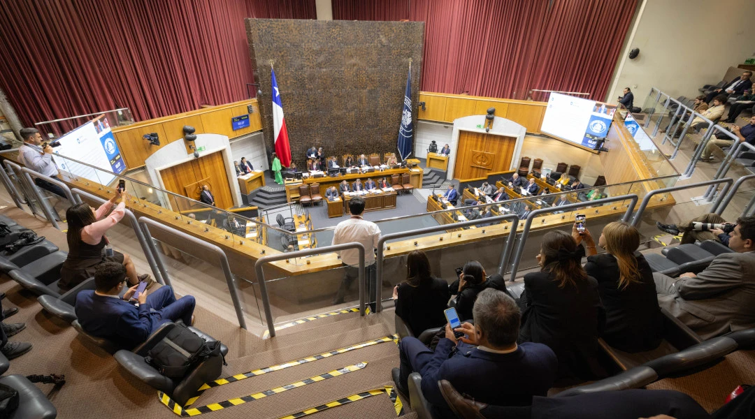 Sesión en la sala del Senado de Chile, Congreso Nacional en Valparaíso